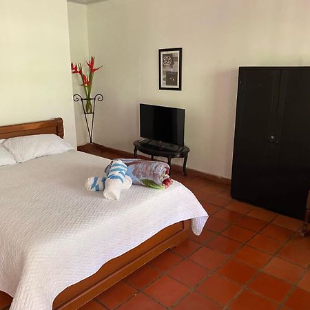 Villa Sonia Eco-Hostel Gigante Eksteriør bilde